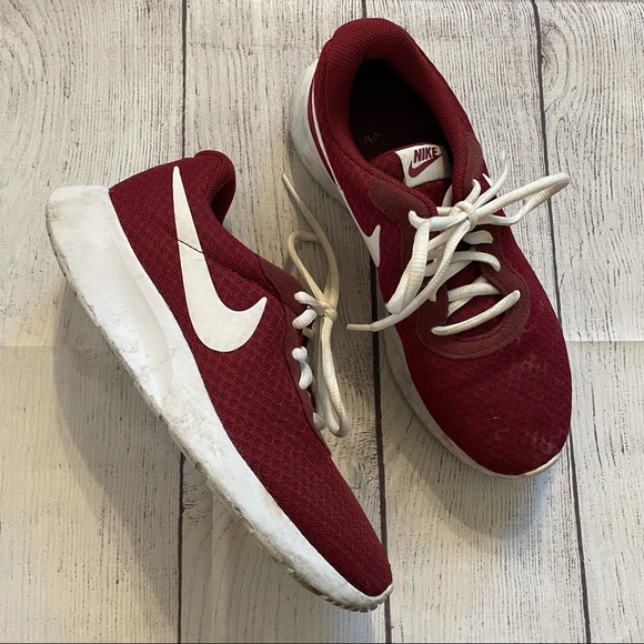 Nike Running Shoes - Picture 4 of 12